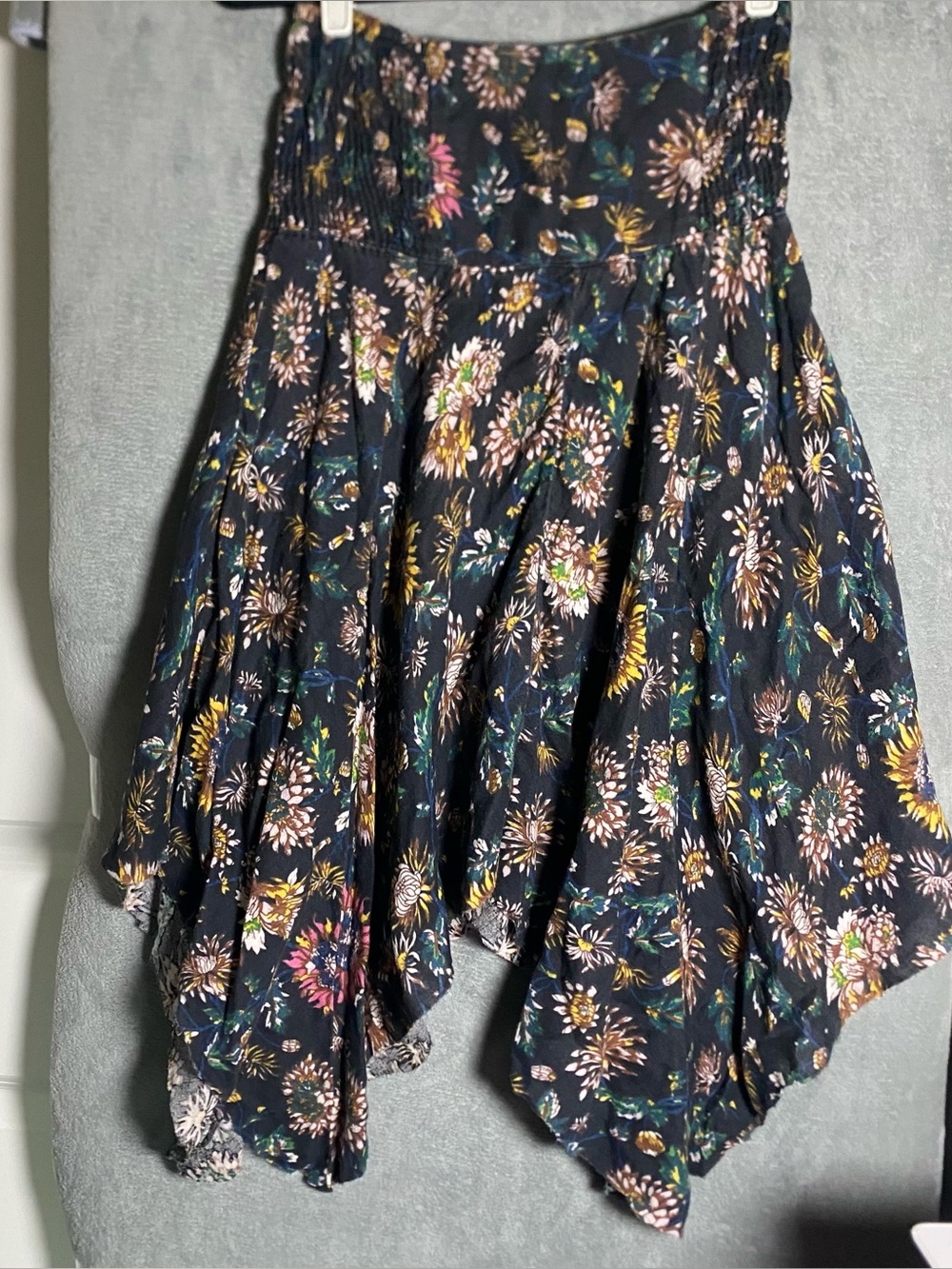 Dark‎ Floral Handkerchief Hem Skirt asymmetrical size XS/ small lagenlook boho